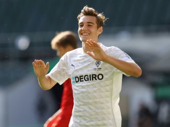 Florian Neuhaus dankbar für seine Entwicklung unter Rose Florian Neuhaus dankbar für seine Entwicklung unter Rose