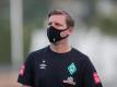 Hält ein Mitspielen von Werder Bremen um die Europa-League-Plätze für nahezu ausgeschlossen: Trainer Florian Kohfeldt. Foto: Jan Woitas/dpa-Zentralbild/dpa