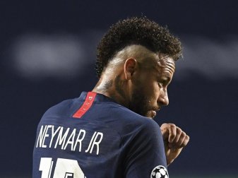 Brasiliens Nationalspieler Neymar hatte sich erst vor kurzem mit dem Coronavirus infiziert. Foto: David Ramos/Pool Getty/AP/dpa Brasiliens Nationalspieler Neymar hatte sich erst vor kurzem mit dem Coronavirus infiziert. Foto: David Ramos/Pool Getty/AP/dpa
