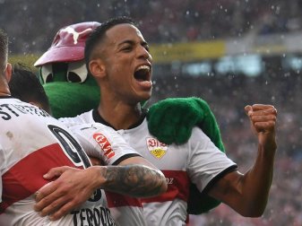 Findet, dass der FC Bayern den Charakter seiner Spieler positiv verändert: Dennis Aogo. Foto: picture alliance / Marijan Murat/dpa Findet, dass der FC Bayern den Charakter seiner Spieler positiv verändert: Dennis Aogo. Foto: picture alliance / Marijan Murat/dpa