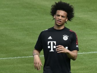 Leroy Sane spielt gegen Schalke 04 von Beginn an Leroy Sane spielt gegen Schalke 04 von Beginn an