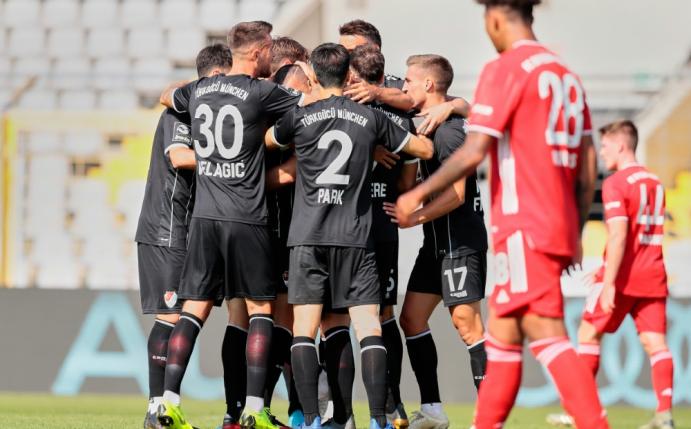 Türkgücu München spielt Remis gegen Bayern München II