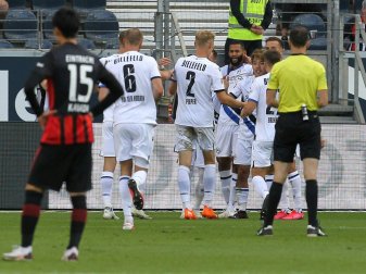 Aufsteiger Bielefeld holt in Frankfurt einen Punkt Aufsteiger Bielefeld holt in Frankfurt einen Punkt