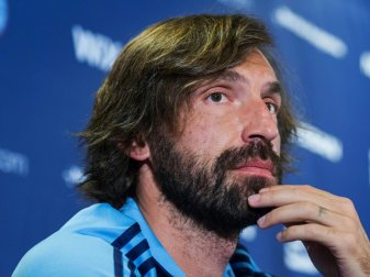 Andrea Pirlo hält Suarez-Wechsel für unrealistisch Andrea Pirlo hält Suarez-Wechsel für unrealistisch