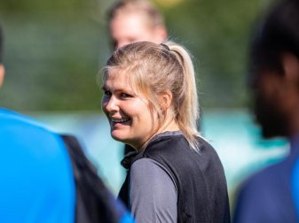 Trainerin Imke Wübbenhorst, deren Spruch im Vorjahr als bester des Jahres ausgewählt wurde, gehört nun zur Jury. Foto: Guido Kirchner/dpa