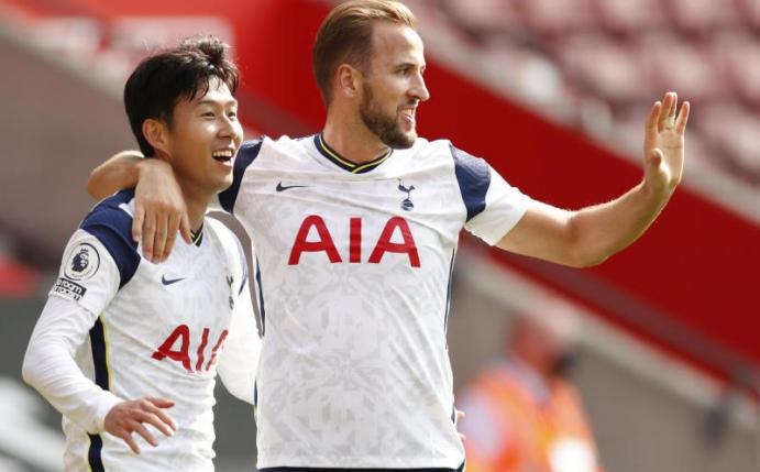 Treffsicheres Tottenham-Duo: Heung-Min Son (l) und Harry Kane. Foto: Andrew Boyers/Pool Reuters/AP/dpa