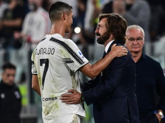Andrea Pirlo gratuliert seinem Star Cristiano Ronaldo Andrea Pirlo gratuliert seinem Star Cristiano Ronaldo