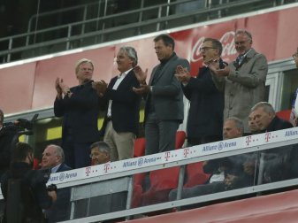 Scharfe Kritik an Auftreten der Bayern-Bosse Scharfe Kritik an Auftreten der Bayern-Bosse