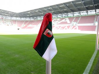 Der FCA begrüßt am Samstag den BVB in der WWK Arena Der FCA begrüßt am Samstag den BVB in der WWK Arena