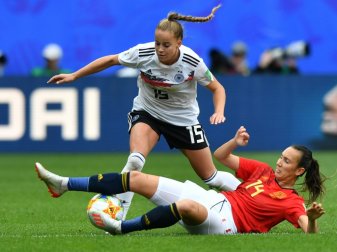 Lange Pause für Nationalspielerin Giulia Gwinn Lange Pause für Nationalspielerin Giulia Gwinn