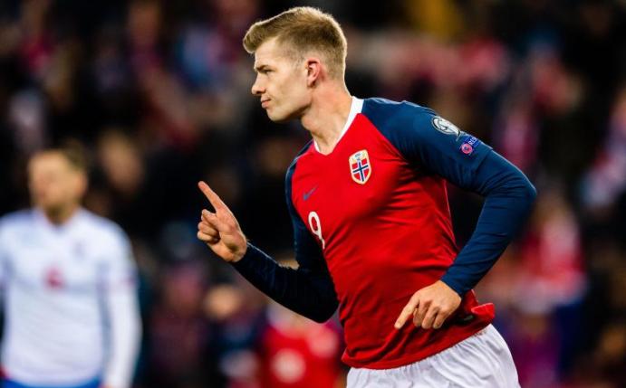 Stürmt nun für RB Leipzig: Der Norweger Alexander Sörloth. Foto: Marius Simensen/Bildbyran via ZUMA Press/dpa