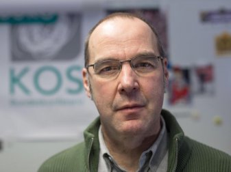 Michael Gabriel, Leiter der Koordinationsstelle Fanprojekte (KOS). Foto: picture alliance / Frank Rumpenhorst/dpa Michael Gabriel, Leiter der Koordinationsstelle Fanprojekte (KOS). Foto: picture alliance / Frank Rumpenhorst/dpa