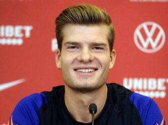 RB-Neuzugang Alexander Sörlot könnte als Joker für Leipzig zum Einsatz kommen. Foto: Sebastian Willnow/dpa-Zentralbild/dpa RB-Neuzugang Alexander Sörlot könnte als Joker für Leipzig zum Einsatz kommen. Foto: Sebastian Willnow/dpa-Zentralbild/dpa