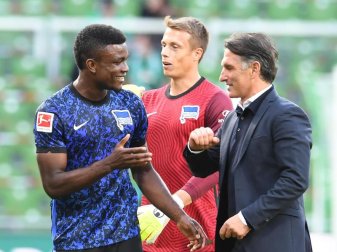 Möglicherweise setzt Trainer Bruno Labbadia auf Stürmer Jhon Cordoba von Beginn an. Foto: Carmen Jaspersen/dpa Möglicherweise setzt Trainer Bruno Labbadia auf Stürmer Jhon Cordoba von Beginn an. Foto: Carmen Jaspersen/dpa