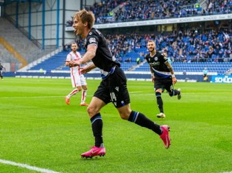 Aufsteiger Bielefeld feiert Heimsieg gegen Köln Aufsteiger Bielefeld feiert Heimsieg gegen Köln