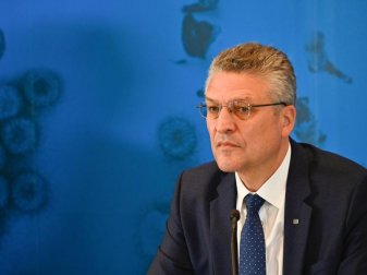 Lothar Wieler ist der Präsident des Robert Koch-Instituts. Foto: Tobias Schwarz/AFP/Pool/dpa Lothar Wieler ist der Präsident des Robert Koch-Instituts. Foto: Tobias Schwarz/AFP/Pool/dpa