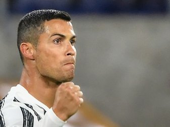 Ronaldo rettet Juventus vor Niederlage gegen AS Rom Ronaldo rettet Juventus vor Niederlage gegen AS Rom