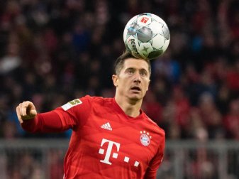 Bei der UEFA-Auszeichnung Fußballer des Jahres spricht eigentlich alles für Robert Lewandowski. Foto: Matthias Balk/dpa Bei der UEFA-Auszeichnung Fußballer des Jahres spricht eigentlich alles für Robert Lewandowski. Foto: Matthias Balk/dpa