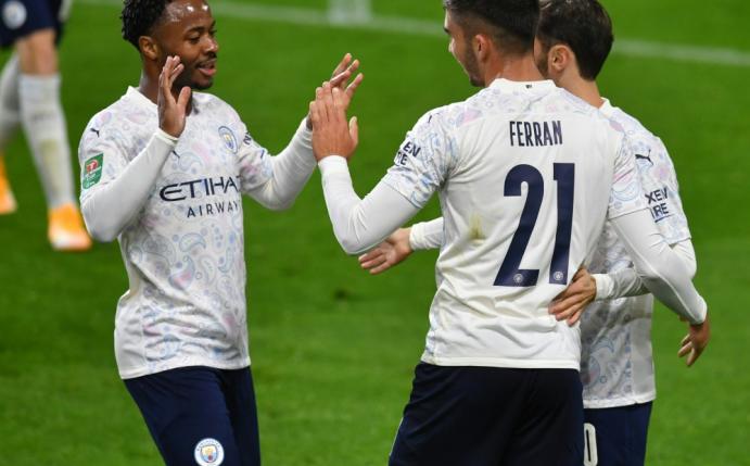 Manchester City zieht problemlos ins Viertelfinale ein