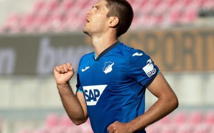 Hoffenheims Torjäger Andrej Kramaric hat das Interesse anderer Vereine geweckt. Foto: Federico Gambarini/dpa