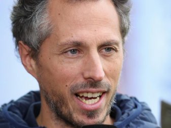 Muss vor seinem Debüt als Trainer vom FSV Mainz 05 die Abwehr umbauen: Jan-Moritz Lichte. Foto: Friso Gentsch/dpa Muss vor seinem Debüt als Trainer vom FSV Mainz 05 die Abwehr umbauen: Jan-Moritz Lichte. Foto: Friso Gentsch/dpa