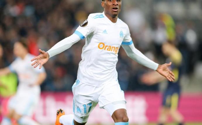 Marseilles Spieler Bouna Sarr jubelt nach einem Treffer. Foto: Jan Woitas/dpa-Zentralbild/dpa