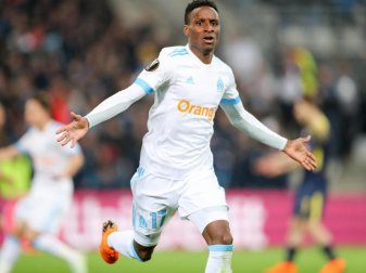 Marseilles Spieler Bouna Sarr jubelt nach einem Treffer. Foto: Jan Woitas/dpa-Zentralbild/dpa Marseilles Spieler Bouna Sarr jubelt nach einem Treffer. Foto: Jan Woitas/dpa-Zentralbild/dpa