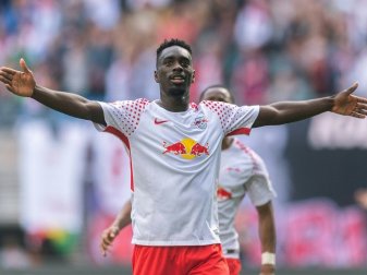 Jean-Kevin Augustin unterschreibt beim FC Nantes Jean-Kevin Augustin unterschreibt beim FC Nantes