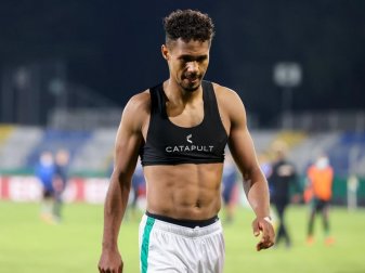 Wird Werder Bremen wahrscheinlich im nächsten Sommer verlassen: Theodor Gebre Selassie. Foto: Jan Woitas/dpa-Zentralbild/dpa