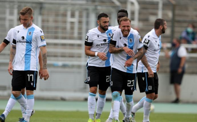 Löwen übernehmen die Tabellenführung in der 3. Liga