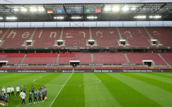 Die deutsche Nationalmannschaft spielt am Dienstag in Köln gegen die Schweiz. Foto: Federico Gambarini/dpa
