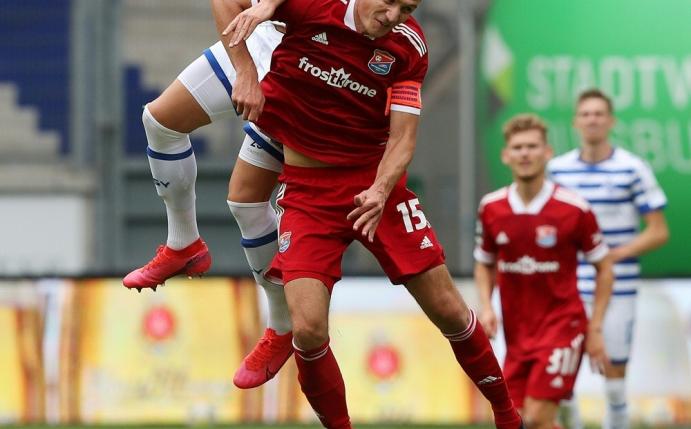 Unterhaching springt auf Rang zwei der Tabelle