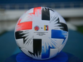 Jubel über den ersten Meistertitel in Wuhan Jubel über den ersten Meistertitel in Wuhan