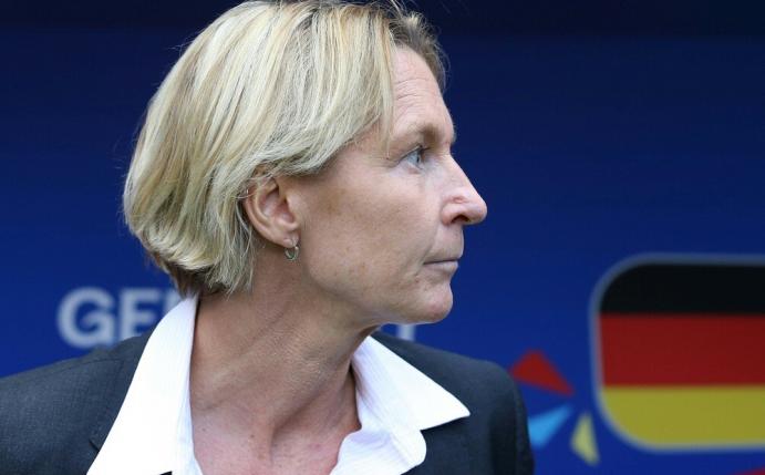 Voss-Tecklenburg will mehr Präsenz für den Frauenfußball