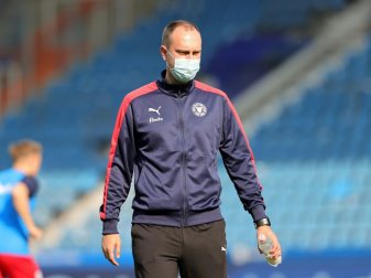Kiel: Positiver Coronatest beim Zweitliga-Spitzenreiter Kiel: Positiver Coronatest beim Zweitliga-Spitzenreiter