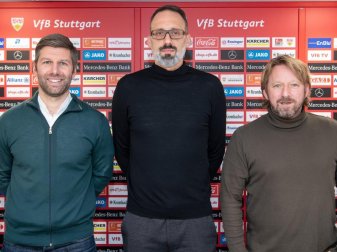 VfB-Vorstand Thomas Hitzlsperger (l-r), Trainer Pellegrino Matarazzo und Sportdirektor Sven Mislintat. Foto: Sebastian Gollnow/dpa VfB-Vorstand Thomas Hitzlsperger (l-r), Trainer Pellegrino Matarazzo und Sportdirektor Sven Mislintat. Foto: Sebastian Gollnow/dpa