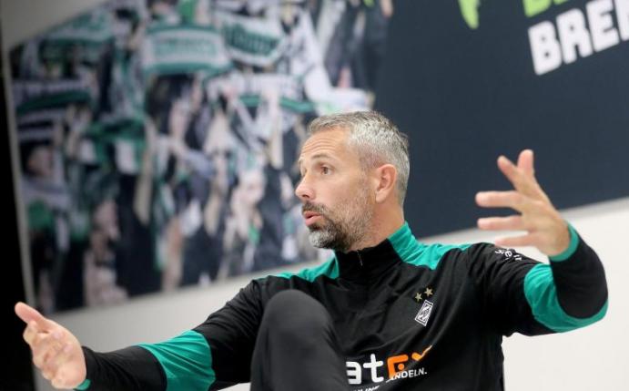 Führte Borussia Mönchengladbach in seinem ersten Jahr gleich in die Königsklasse: Trainer Marco Rose. Foto: Roland Weihrauch/dpa