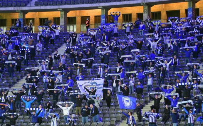 Hertha geht noch von Fans im Olympiastadion aus. Foto: Soeren Stache/dpa-Zentralbild/dpa