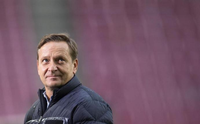 Steht der Nations League in Zeiten steigender Corona-Zahlen kritisch gegenüber: Kölns Horst Heldt. Foto: Marius Becker/dpa