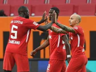 Angelino (r.) erzielt das 1:0 für Leipzig Angelino (r.) erzielt das 1:0 für Leipzig