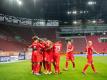 RB Leipzig nahm im Spitzenspiel drei Punkte aus Augsburg mit nach Hause. Foto: Matthias Balk/dpa