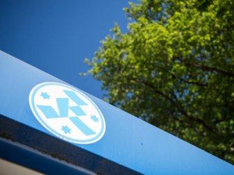 In der Oberliga Baden-Württemberg kam es zu einer bemerkenswerten Fairplay-Aktion. Foto: Sebastian Gollnow/dpa In der Oberliga Baden-Württemberg kam es zu einer bemerkenswerten Fairplay-Aktion. Foto: Sebastian Gollnow/dpa