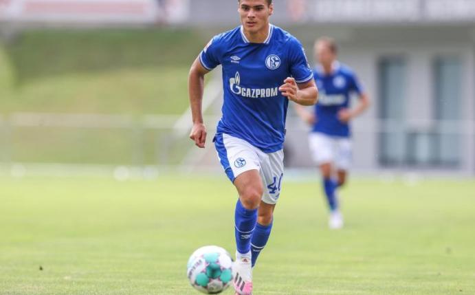 Schalkes Top-Talent Can Bozdogan. Foto: Tim Rehbein/dpa