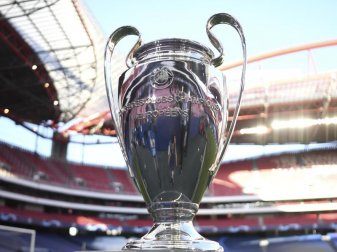 Knapp zwei Monate nach dem Sieg des FC Bayern München wird ab dieser Woche wieder in der Champions League gespielt. Foto: David Ramos/POOL GETTY/AP/dpa Knapp zwei Monate nach dem Sieg des FC Bayern München wird ab dieser Woche wieder in der Champions League gespielt. Foto: David Ramos/POOL GETTY/AP/dpa