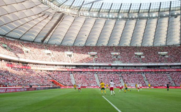 Das polnische Nationalstadion wird zum Krankenhaus