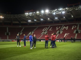 Beim Spiel von Olympiakos Piräus dürfen Fans ins Stadion Beim Spiel von Olympiakos Piräus dürfen Fans ins Stadion
