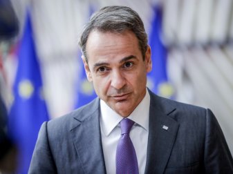 Griechenlands Ministerpräsident kippt Zuschauer-Rückkehr Griechenlands Ministerpräsident kippt Zuschauer-Rückkehr