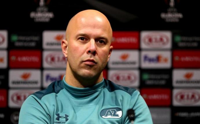 Alkmaar-Trainer Arne Slot muss in der Europa League beim SSC Neapel auf insgesamt 13 Spieler verzichten. Foto: Richard Sellers/PA Wire/dpa