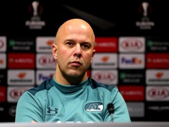 Alkmaar-Trainer Arne Slot muss in der Europa League beim SSC Neapel auf insgesamt 13 Spieler verzichten. Foto: Richard Sellers/PA Wire/dpa Alkmaar-Trainer Arne Slot muss in der Europa League beim SSC Neapel auf insgesamt 13 Spieler verzichten. Foto: Richard Sellers/PA Wire/dpa