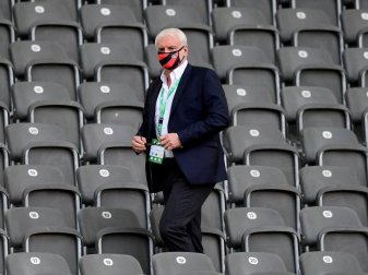 Leverkusens Sportchef Rudi Völler. Foto: Robert Michael/dpa-Zentralbild/Pool/dpa Leverkusens Sportchef Rudi Völler. Foto: Robert Michael/dpa-Zentralbild/Pool/dpa